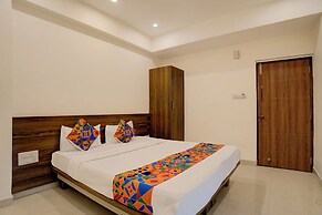 Fabhotel Purple Grand