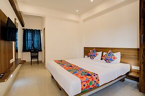 Fabhotel Purple Grand