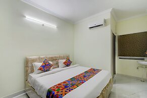 FabHotel Honey Grand - 400m From Yashoda Hospitals, Hitech City.