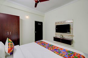 FabHotel Honey Grand - 400m From Yashoda Hospitals, Hitech City.