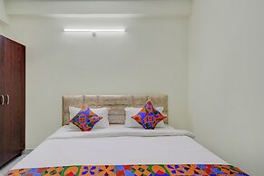 FabHotel Honey Grand - 400m From Yashoda Hospitals, Hitech City.