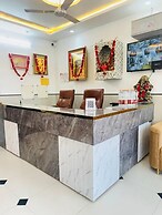Fabhotel Shri Hari Singh Dham