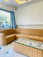 Fabhotel Shri Hari Singh Dham
