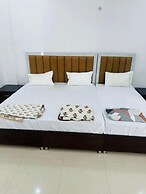 Fabhotel Shri Hari Singh Dham