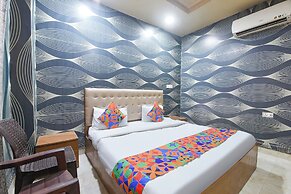 Fabhotel Royal Residency Sector 11