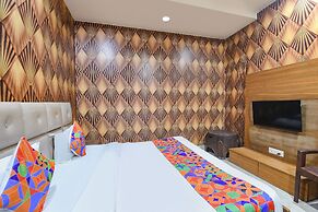 Fabhotel Royal Residency Sector 11