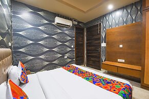 Fabhotel Royal Residency Sector 11