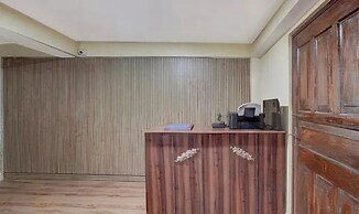 Fabhotel Lorung Residency