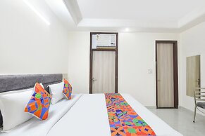 Fabhotel Jp Palace