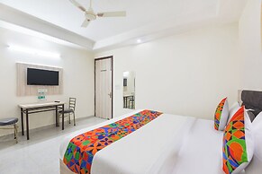 Fabhotel Jp Palace