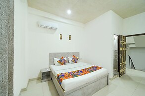 Fabhotel The Petra