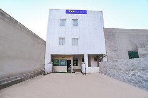 Fabhotel The Petra
