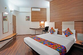 Fabhotel Jk Grand
