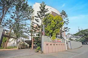 Fabhotel Jk Grand
