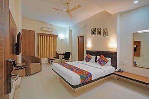 Fabhotel Jk Grand
