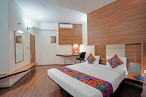 Fabhotel Jk Grand