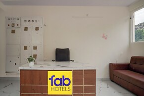 Fabhotel Sri Aditya Inn