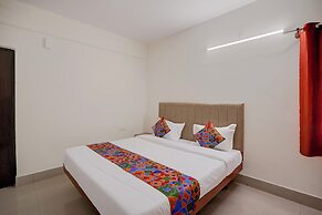Fabhotel Sri Aditya Inn