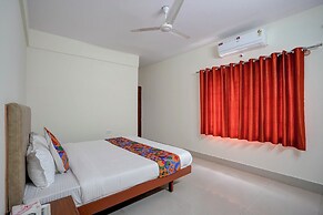 Fabhotel Sri Aditya Inn