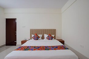 Fabhotel Sri Aditya Inn