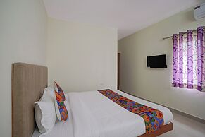 Fabhotel Sri Aditya Inn
