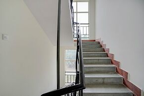 Fabhotel Sri Aditya Inn