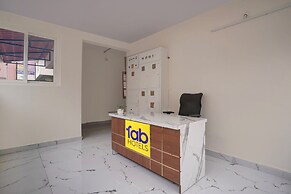 Fabhotel Sri Aditya Inn