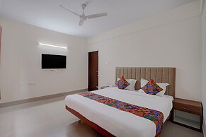 Fabhotel Sri Aditya Inn