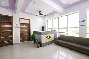 Fabhotel Divine