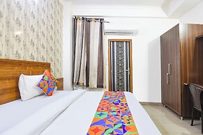 Fabhotel Divine