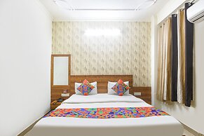 Fabhotel Divine