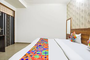 Fabhotel Divine
