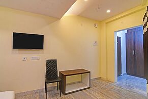 Fabhotel Kings Palace
