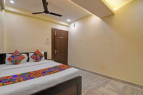 Fabhotel Kings Palace