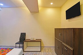 Fabhotel Kings Palace