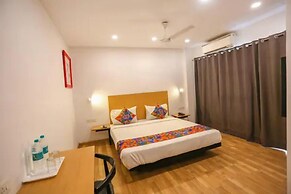 Fabhotel Kings Palace