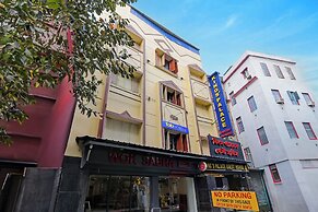 Fabhotel Kings Palace