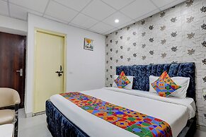 Fabhotel 18