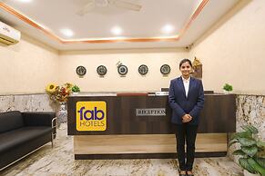 Fabhotel Mahal