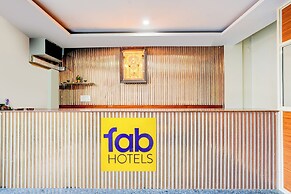 Fabhotel Royal Garuda Palace