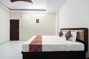 Fabhotel Royal Garuda Palace