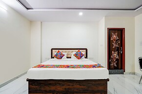 Fabhotel Royal Garuda Palace