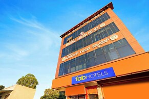 Fabhotel Royal Garuda Palace