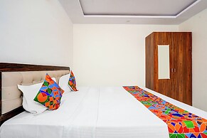 Fabhotel Royal Garuda Palace