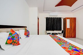 Fabhotel Royal Garuda Palace