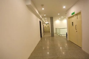 Fabhotel Zenora