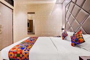 Fabhotel Abrol Suites