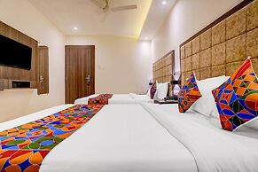 Fabhotel Abrol Suites