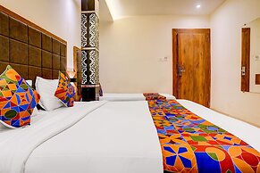 Fabhotel Abrol Suites
