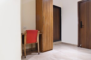 Fabhotel Blu Mark
